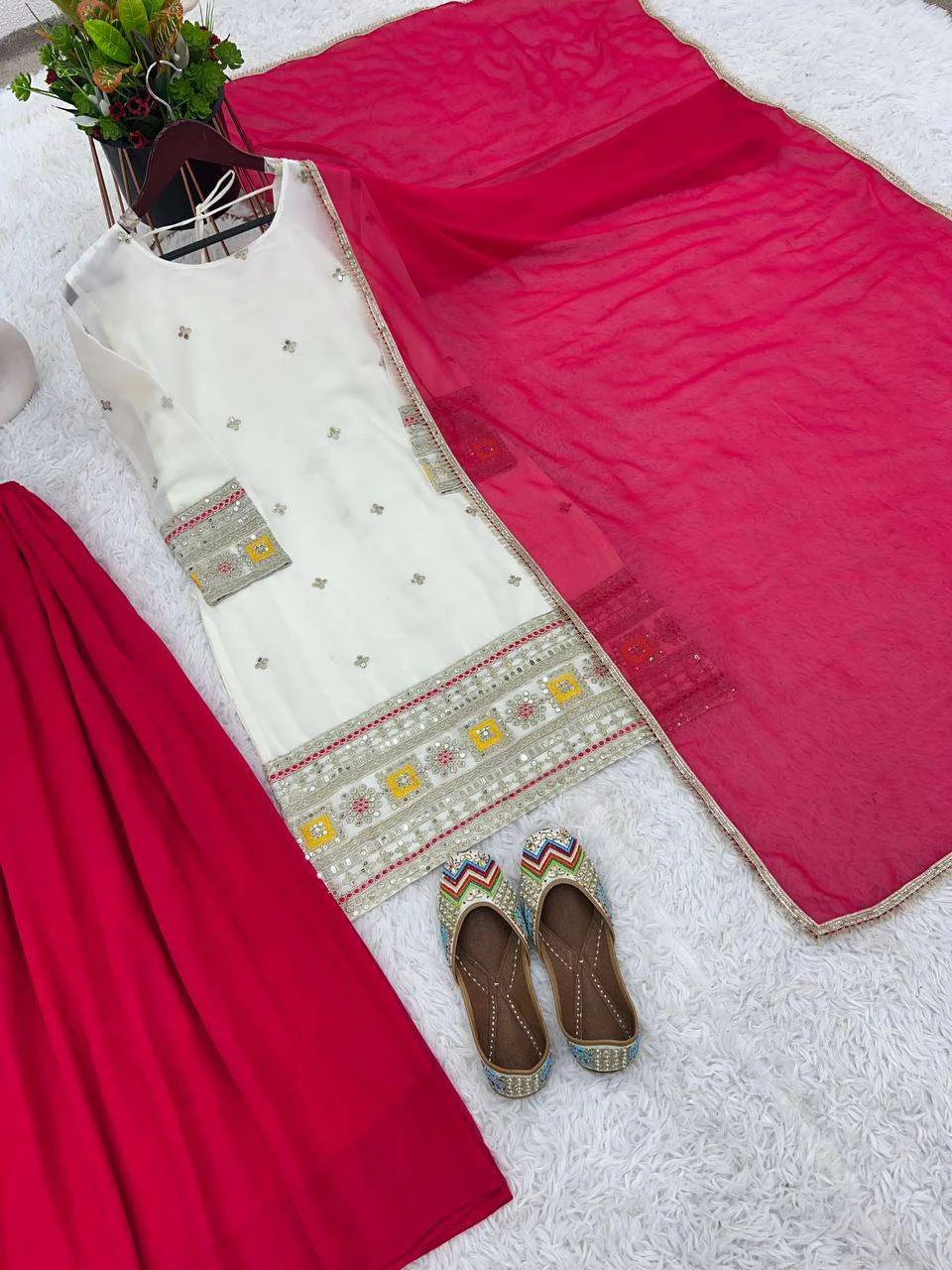 Vardan Ethnic Srk 5177 Heavy Faux Georgette Wholesale Sharara Suit — Wholesale Designer Salwar Suits, MPA wholesale from Surat — view 4